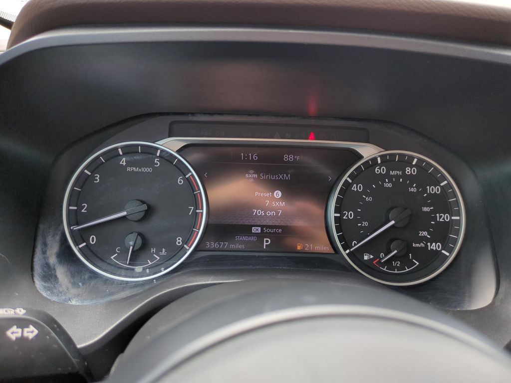 Used 2021 Red Nissan S image 20