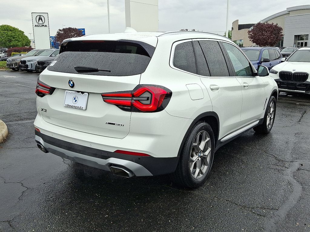 Thumbnail: 2022 BMW X3 - 6