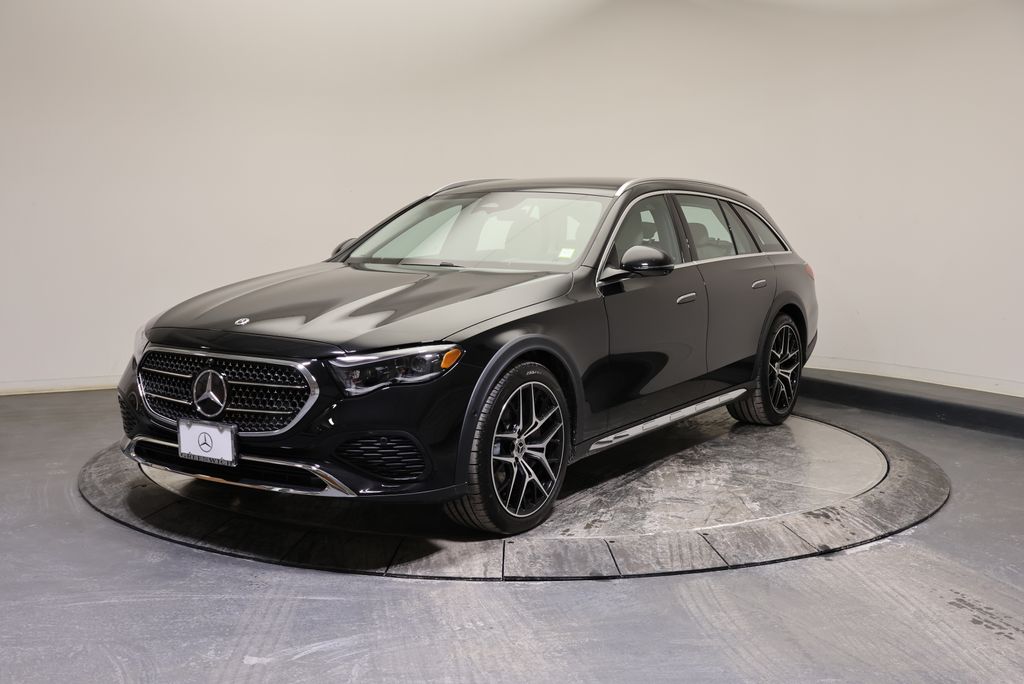 Thumbnail: 2026 Mercedes-Benz E-Class - 3