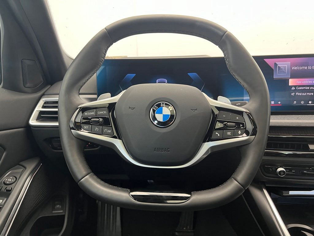Thumbnail: 2025 BMW 3 Series - 17
