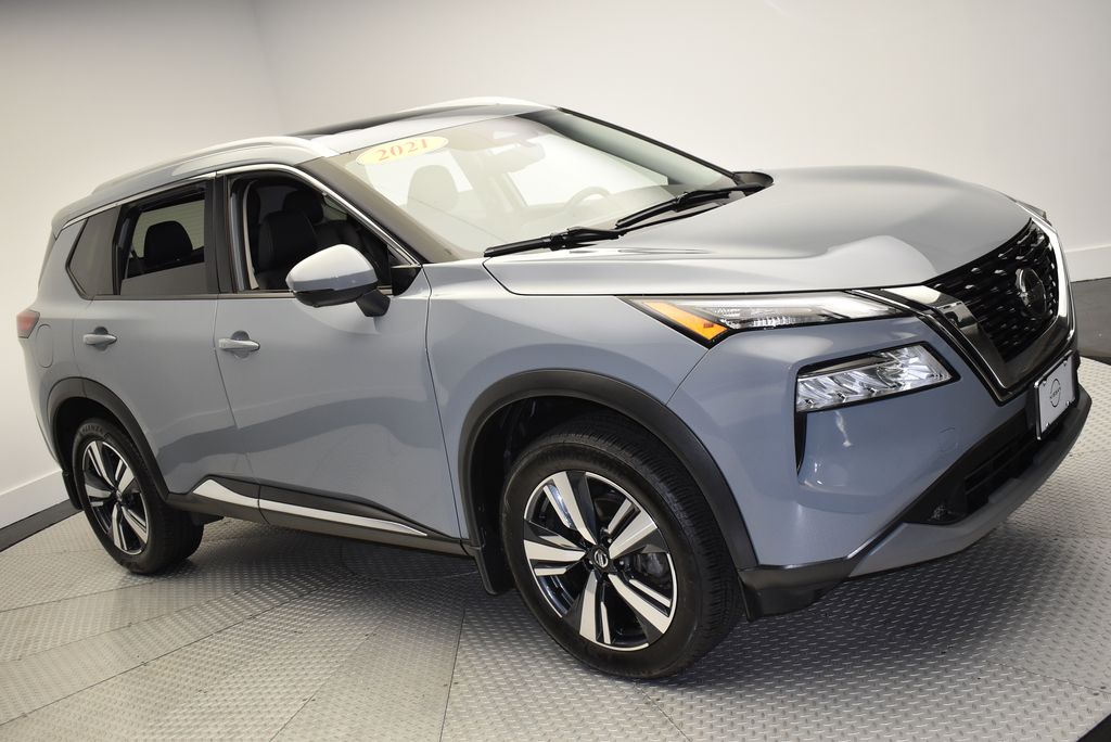Thumbnail: 2021 Nissan Rogue - 3