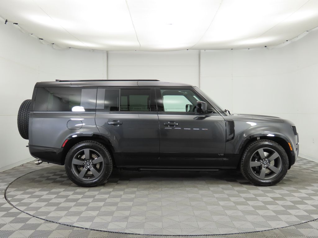 2025 Land Rover Defender 130 4