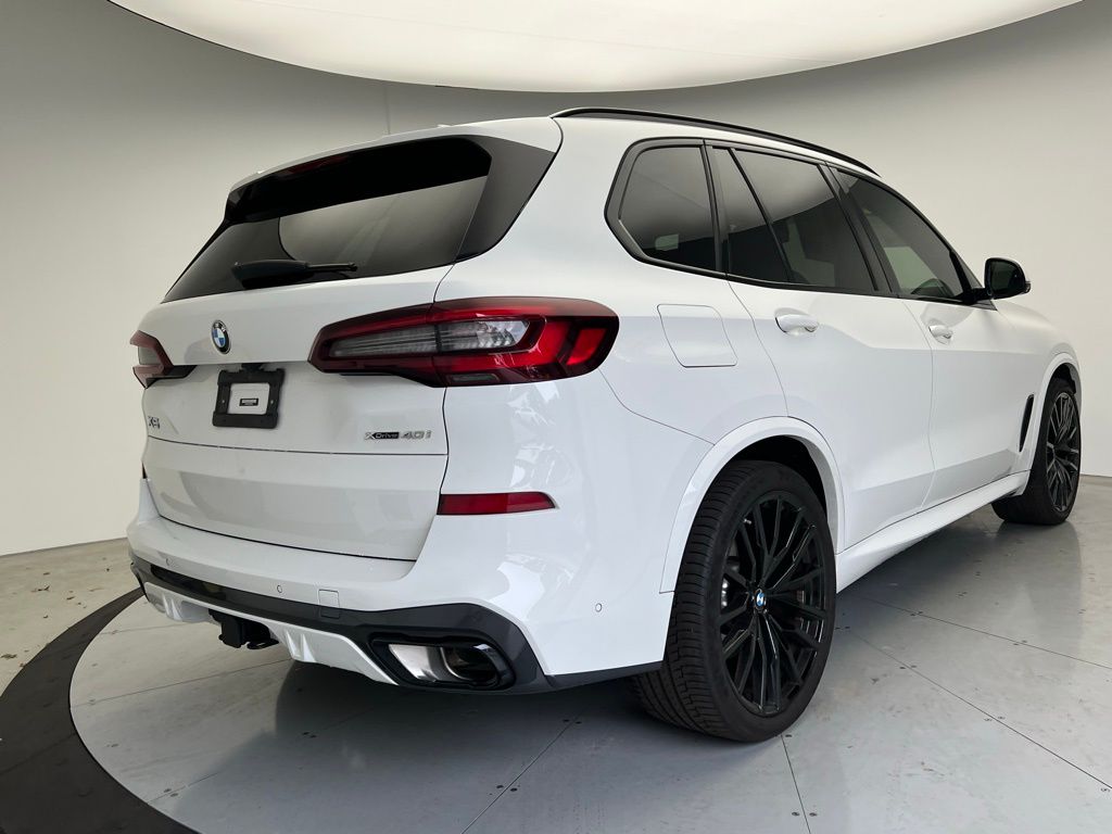 Thumbnail: 2023 BMW X5 - 3