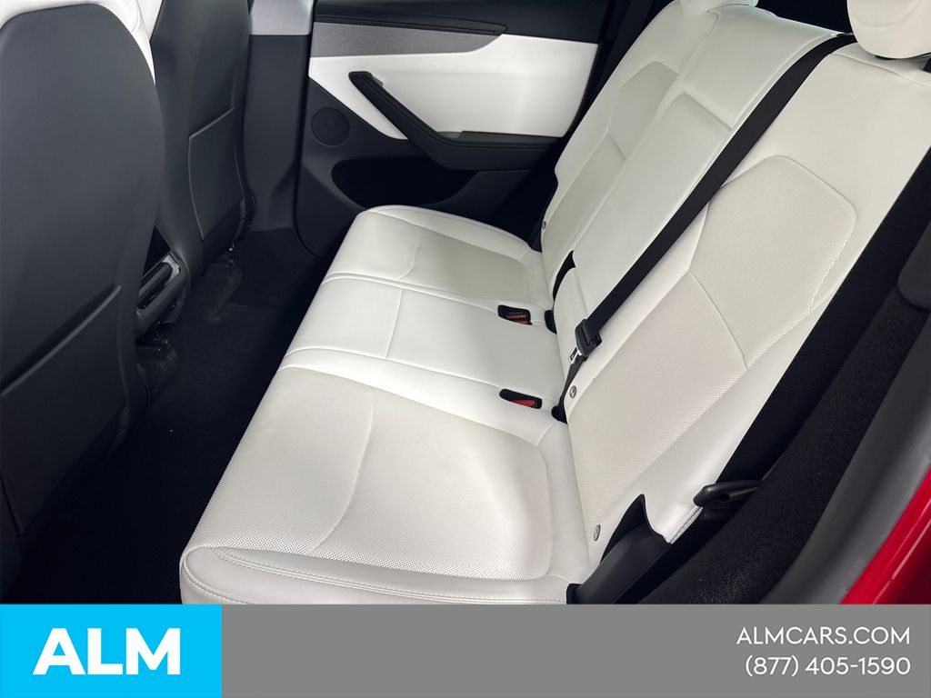 2026 Tesla Model Y Long Range - Photo 24