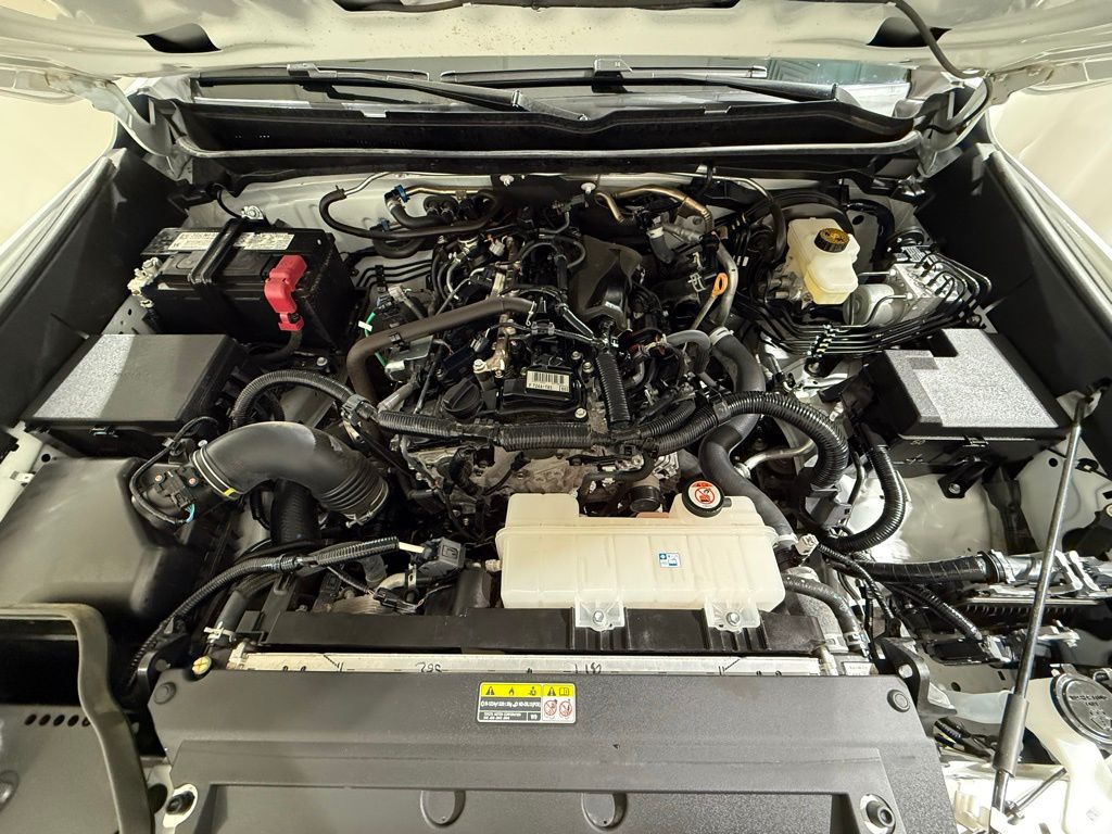 Thumbnail: 2025 Toyota Tacoma - 10