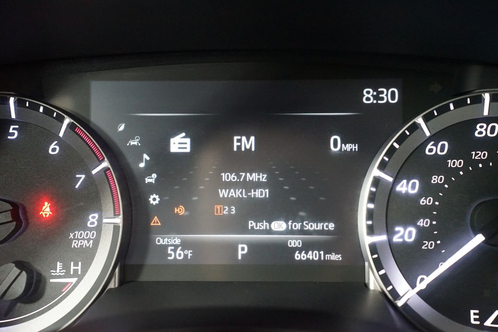 Thumbnail: 2023 Toyota Highlander - 16