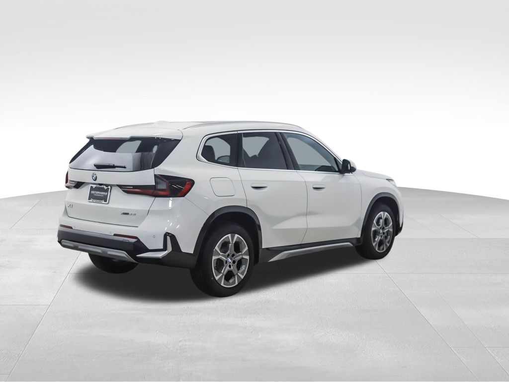 Thumbnail: 2026 BMW X1 - 5