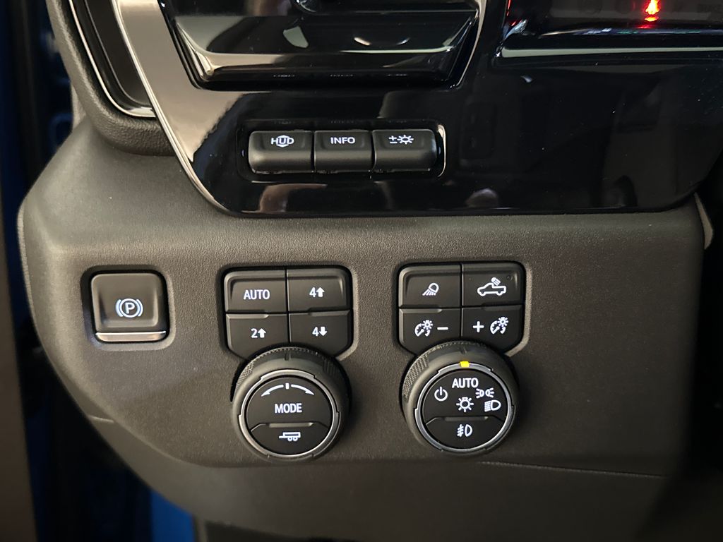 Used 2023 Blue Chevrolet ZR2 image 15