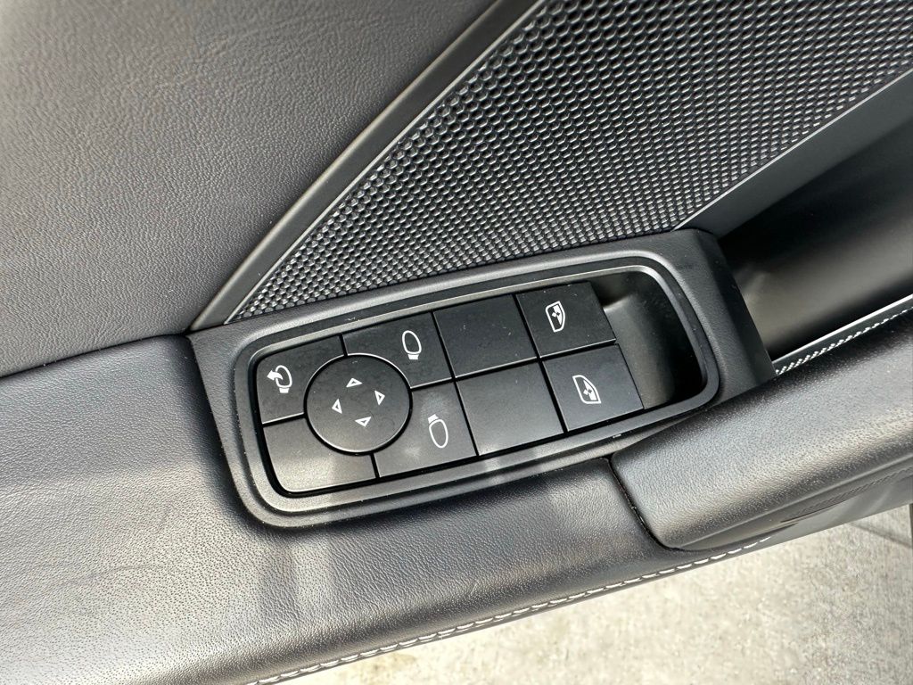 Thumbnail: 2024 Porsche 911 - 22