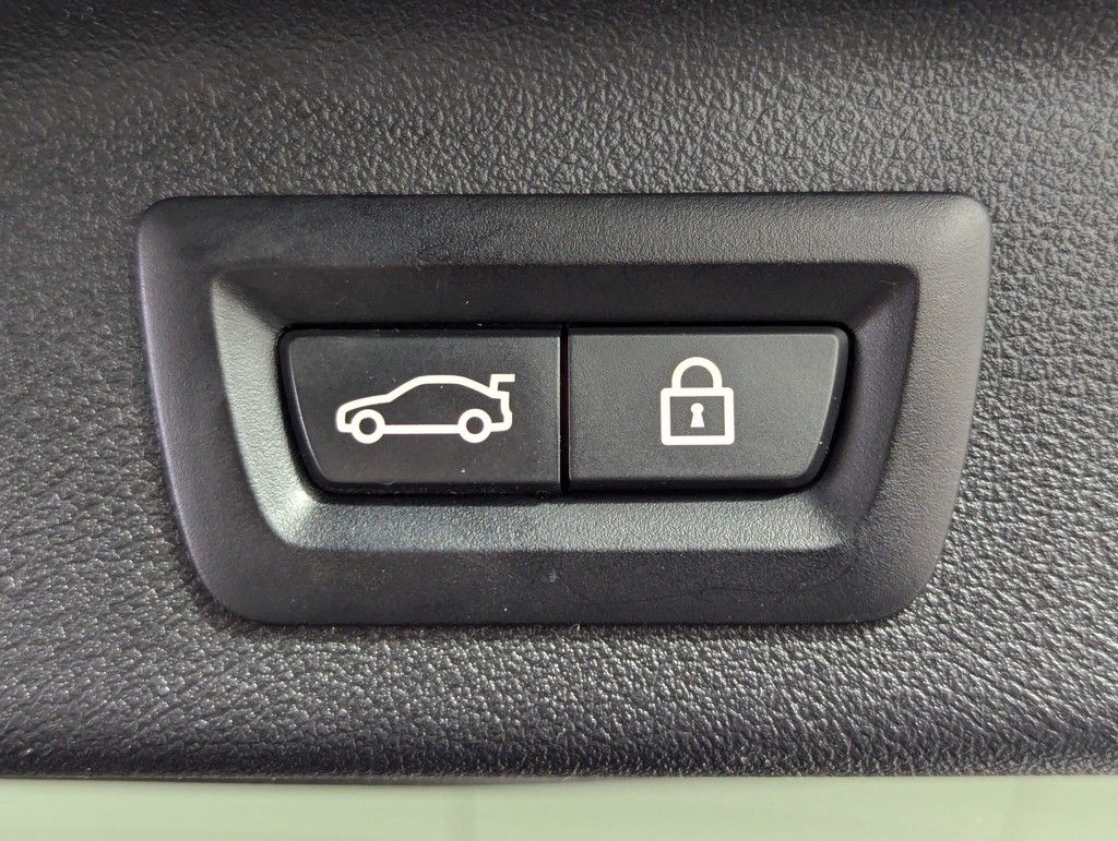 2022 BMW X7 xDrive40i photo