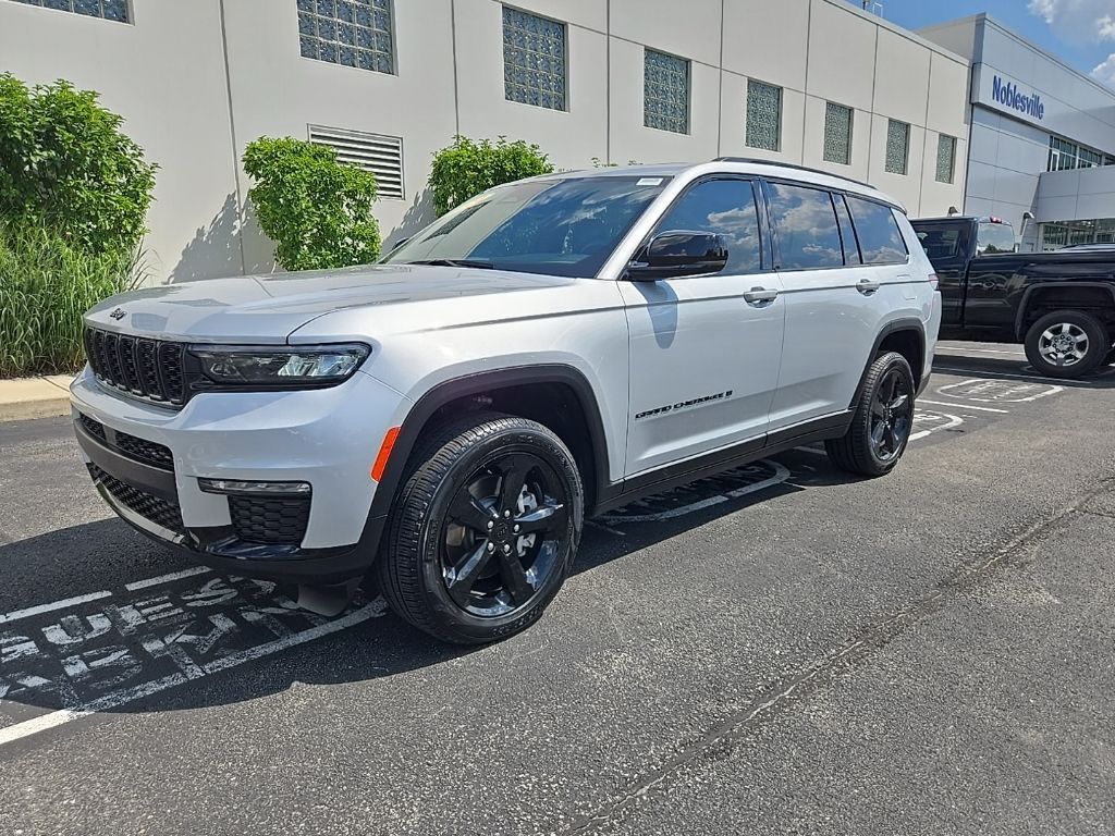 Thumbnail: 2024 Jeep Grand Cherokee L - 2