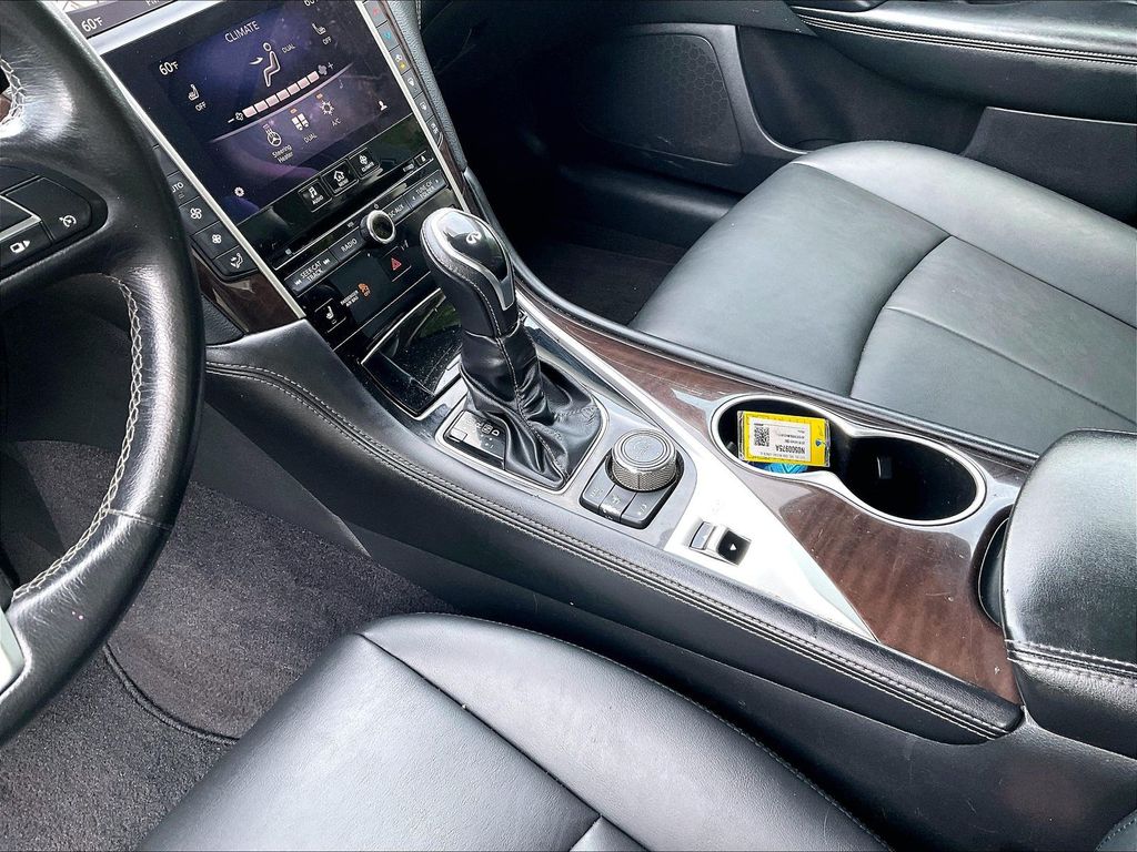 2018 INFINITI Q50 — photo 19