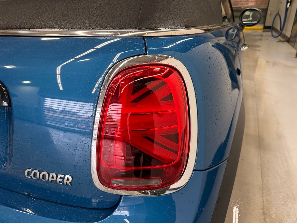 Thumbnail: 2024 MINI Cooper Convertible - 5