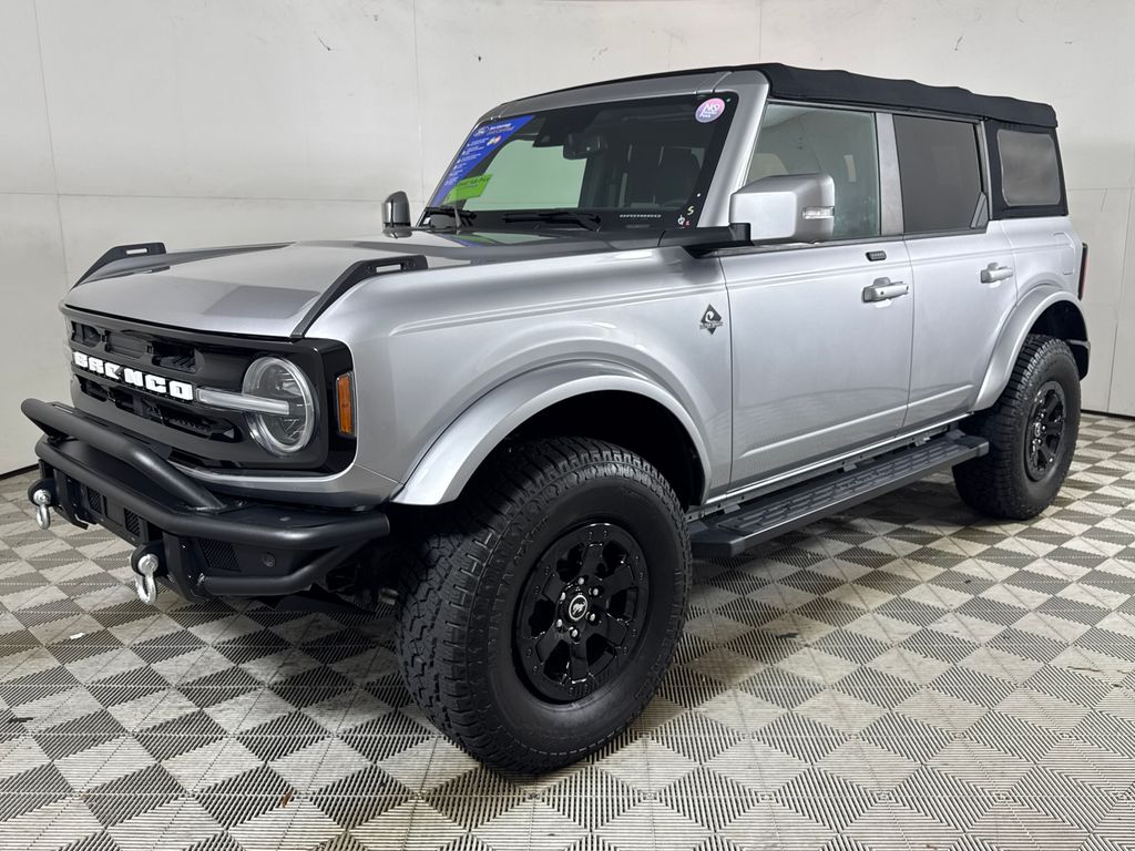 Certified Used 2021 Silver Ford Outer Banks image 10