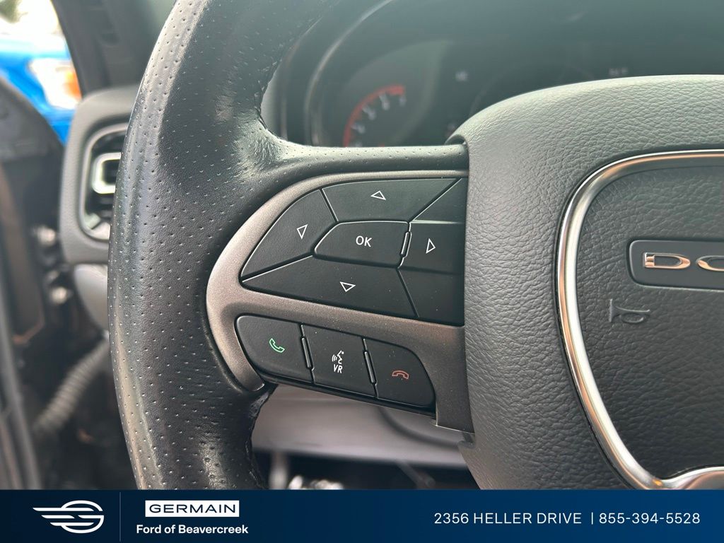 Used 2022 Black Dodge SXT image 22