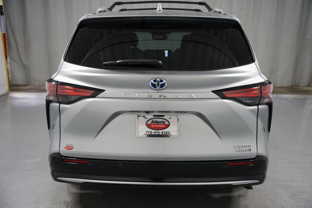 Thumbnail: 2023 Toyota Sienna - 7