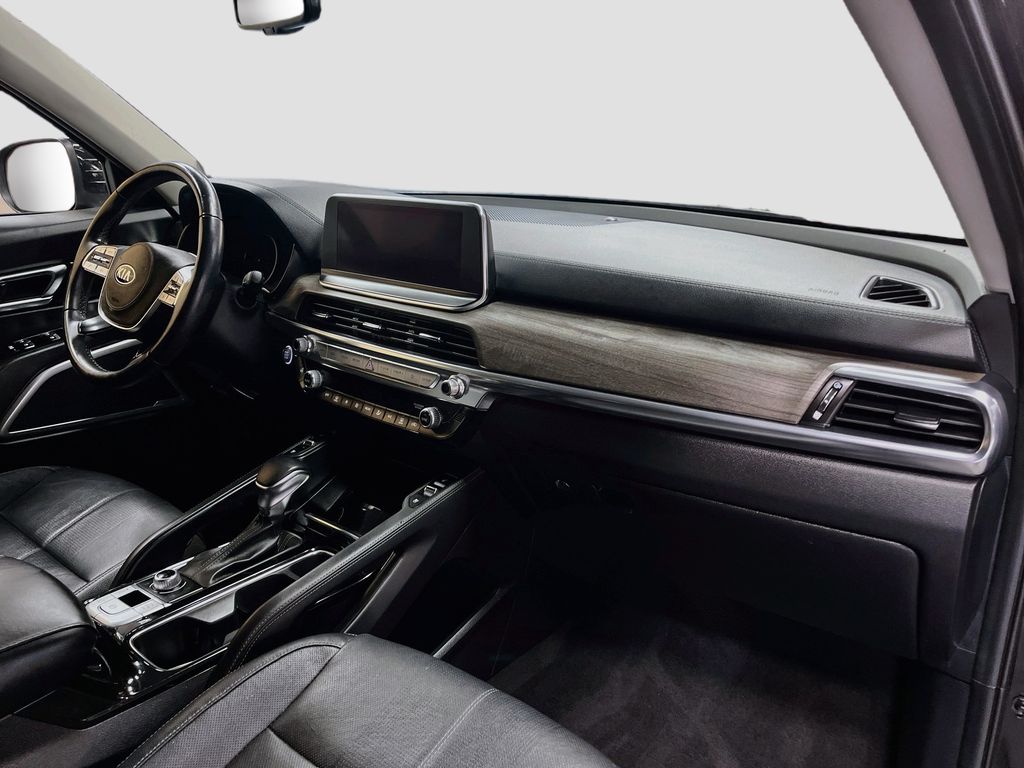 Used 2022 Black Copper Kia EX image 31
