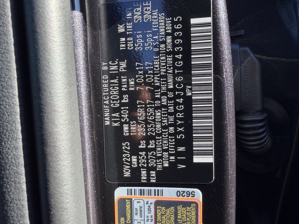 new 2026 Kia Sorento car, priced at $31,354