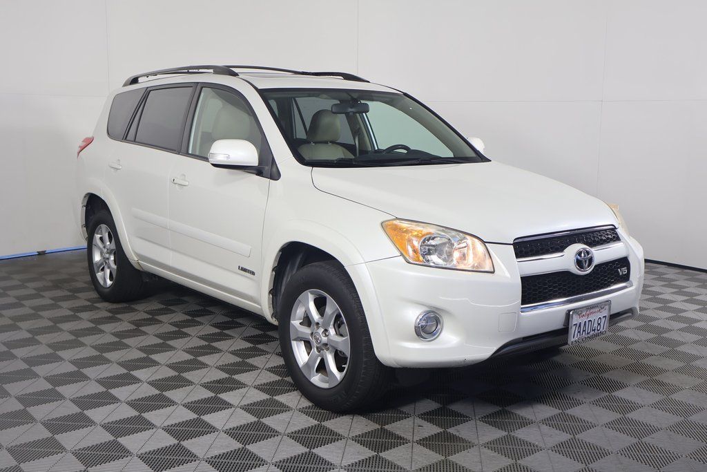 2009 Toyota RAV4 Limited 3