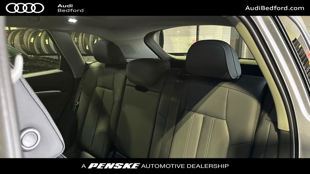 Thumbnail: 2025 Audi Q5 - 20