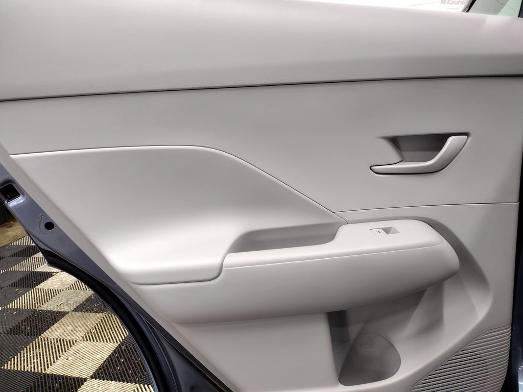 2025 Hyundai Kona Electric SE