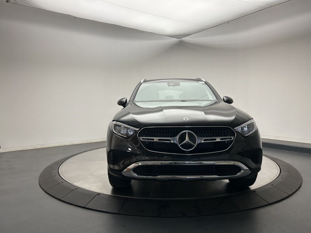 Thumbnail: 2026 Mercedes-Benz GLC - 2
