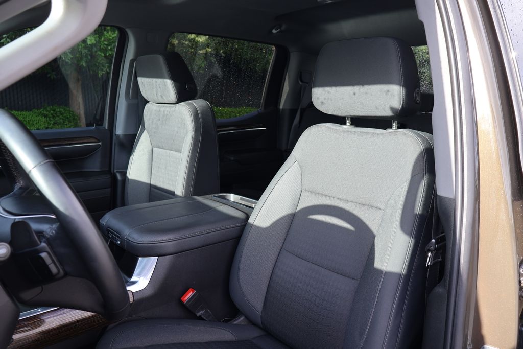 Thumbnail: 2023 GMC Sierra 1500 - 13