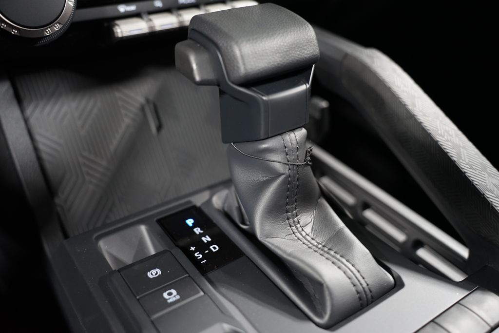 2025 Toyota Tacoma SR 22