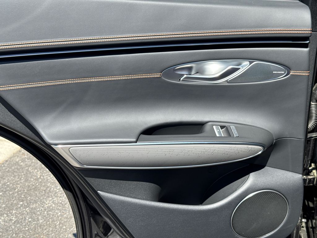 2026 GENESIS GV70 Sport Advanced - Photo 24