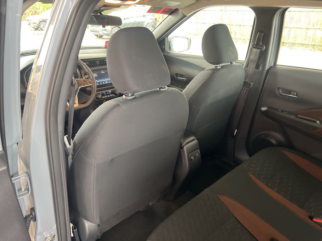 2024 Nissan Kicks SR photo
