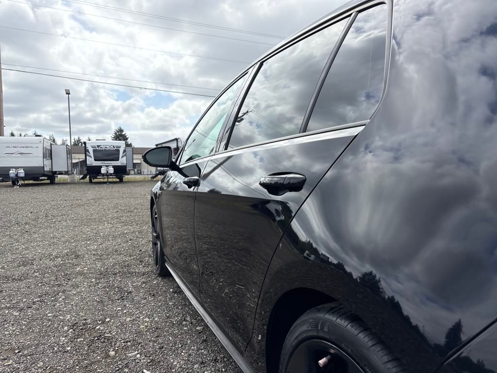 2015 Deep Black Pearl Volkswagen Golf GTI Autobahn FWD Hatchback