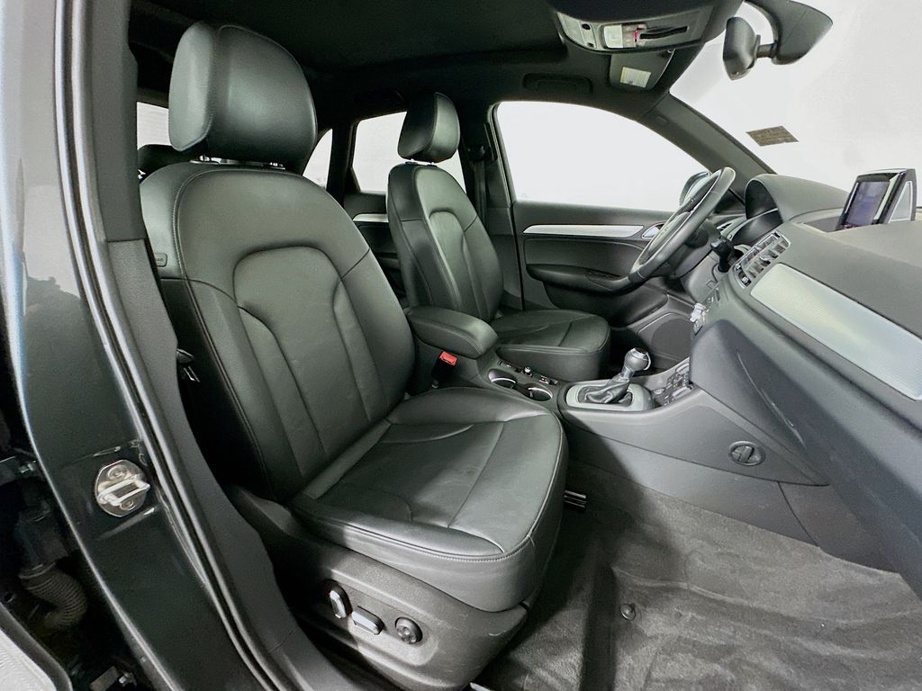 Thumbnail: 2018 Audi Q3 - 28