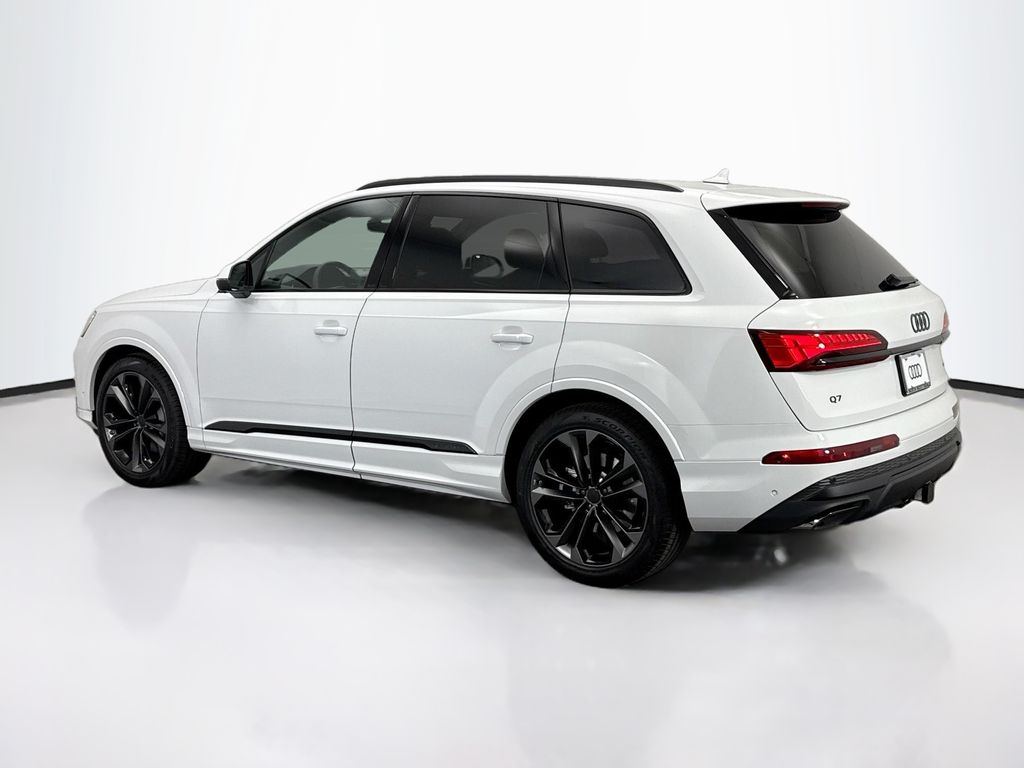 Thumbnail: 2026 Audi Q7 - 7