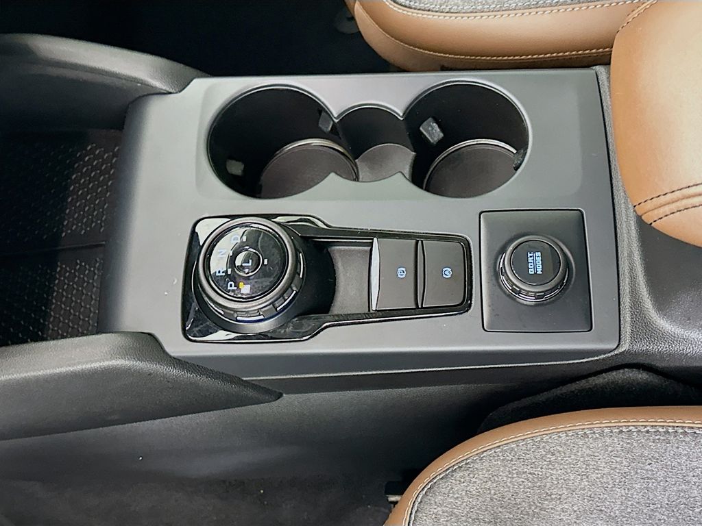 Thumbnail: 2021 Ford Bronco Sport - 16