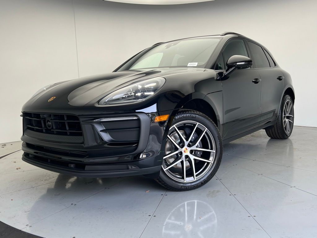 2026 Porsche Macan's photo