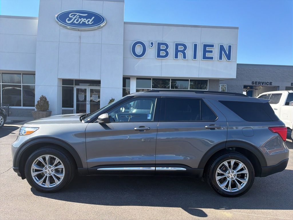 View vehicle photo 2