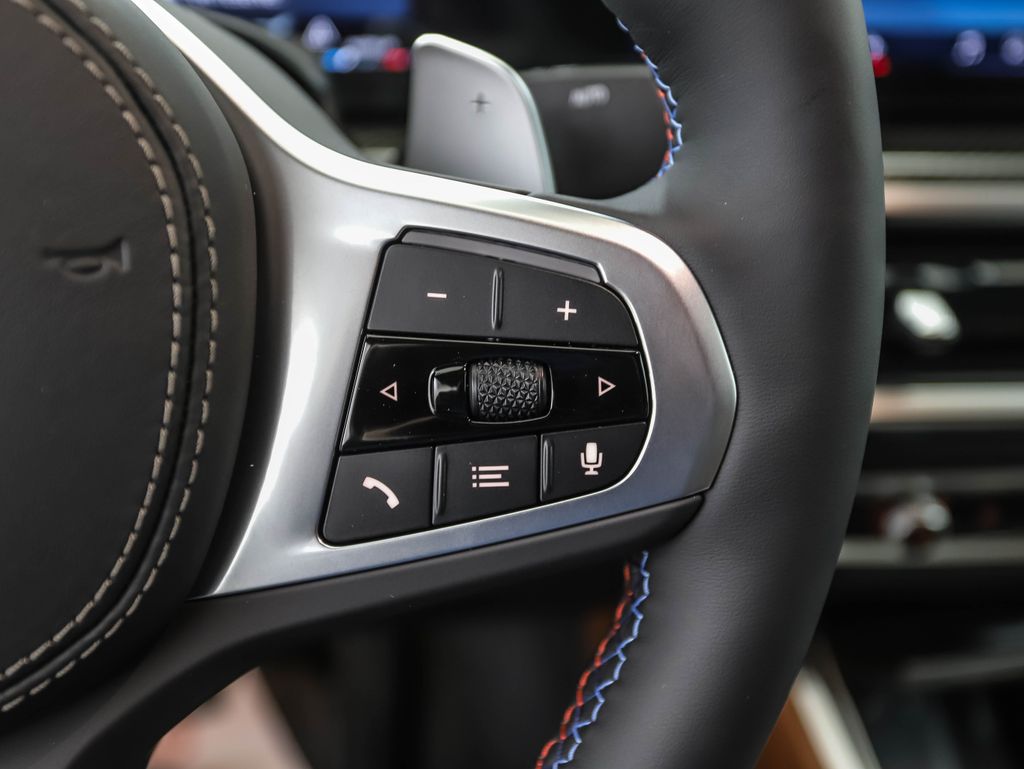 Thumbnail: 2026 BMW X6 - 13