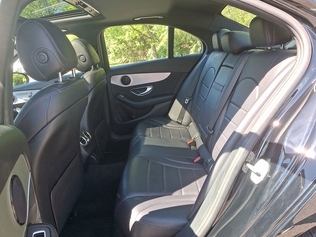 2019 Mercedes-Benz C-Class C 300 10