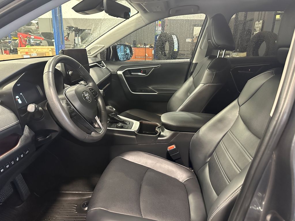 2023 Toyota RAV4 Limited