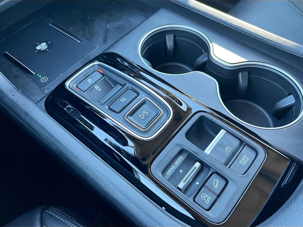 Used 2025 Gray Honda Touring image 17