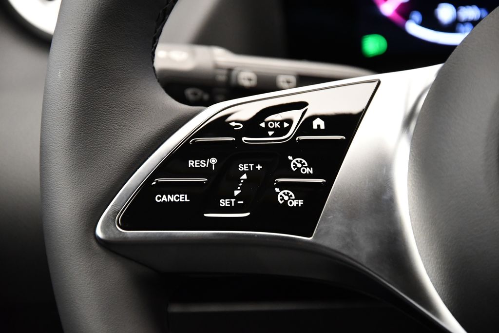 Thumbnail: 2025 Mercedes-Benz GLA - 22