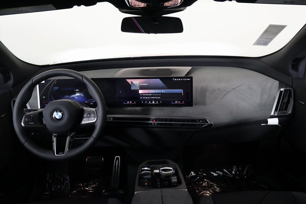 Thumbnail: 2026 BMW iX - 4