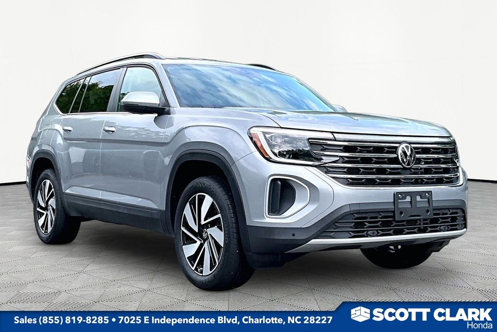 2025 Volkswagen Atlas 2.0T SE w/Technology