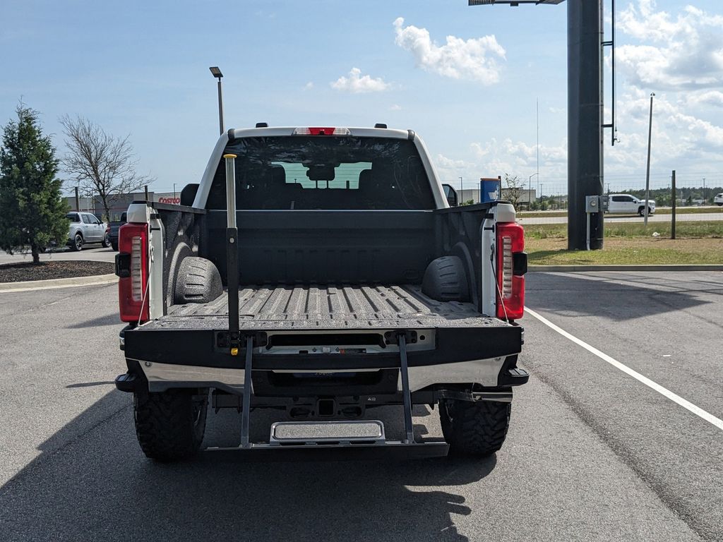 2025 Ford F-250 Super Duty Lariat