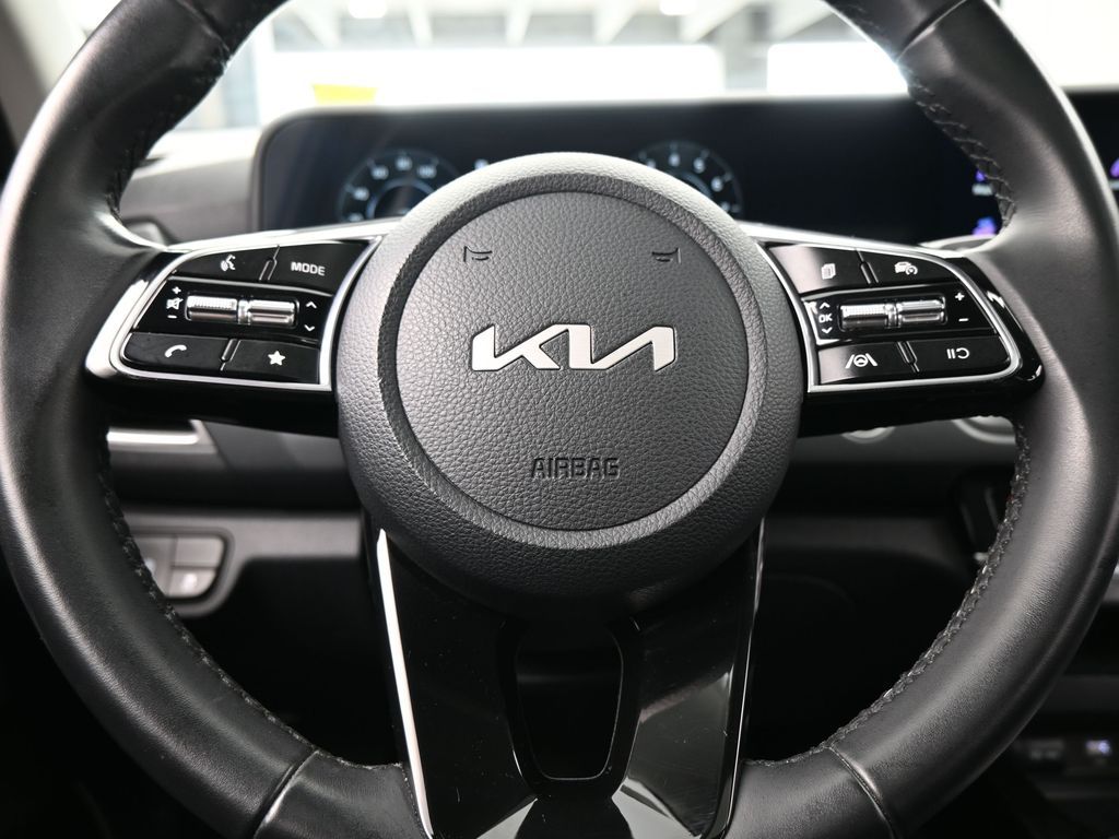 Used 2025 Steel Gray Kia EX image 26