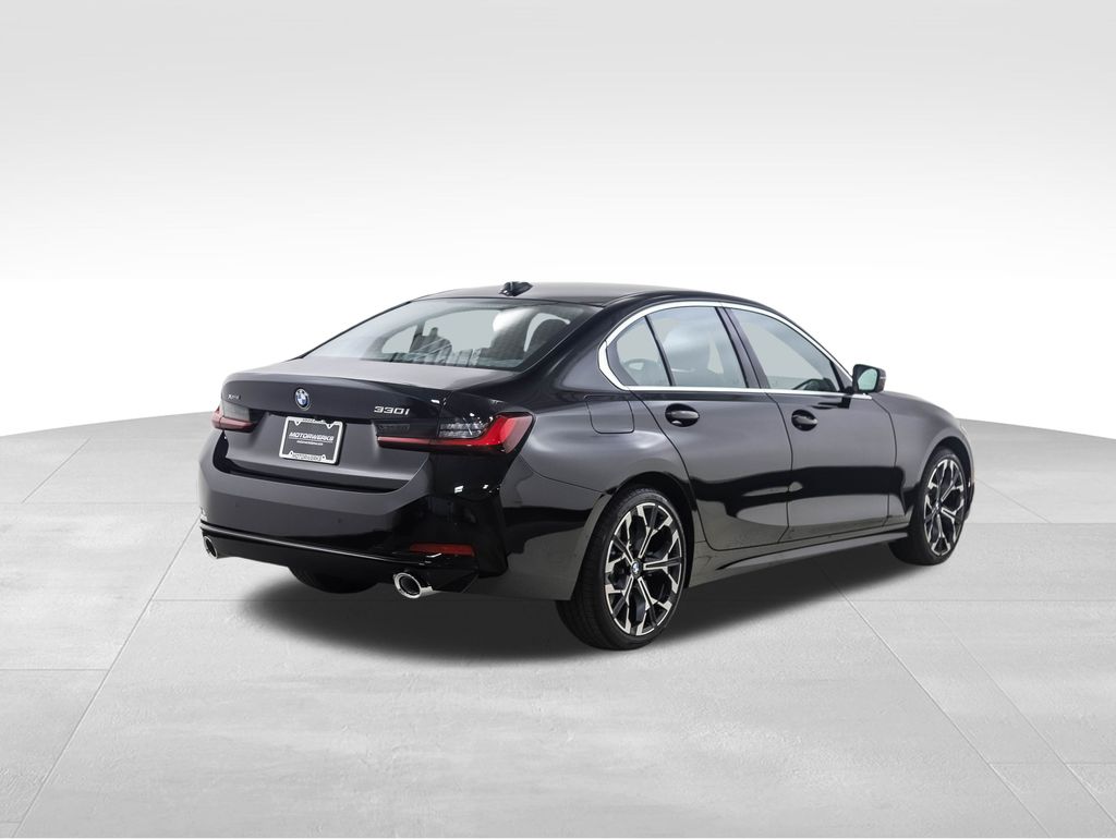 Thumbnail: 2025 BMW 3 Series - 6