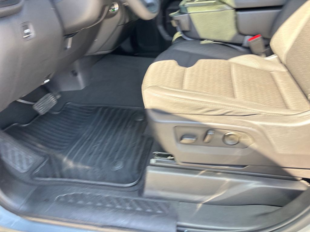 Used Car 2025 Chevrolet Silverado 1500  Crew Pickup 4wd Crew Cab 147 Custom Four Wheel Drive For Sale Under $50,000 In Austin, Texas