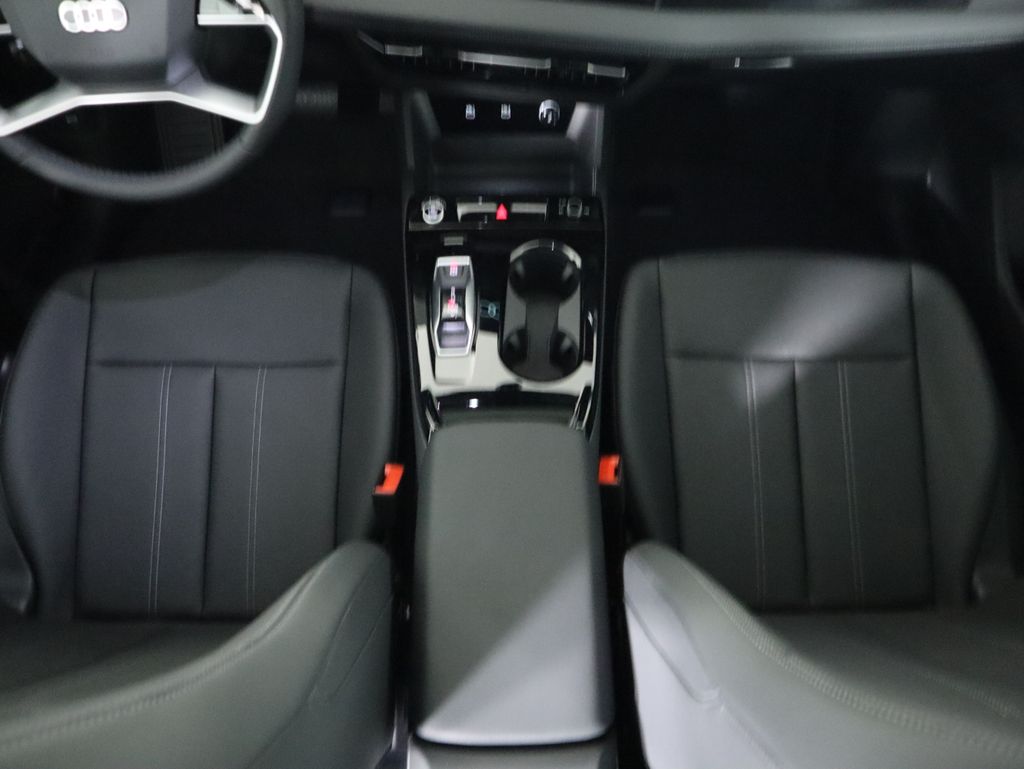 2025 Audi Q6 e-tron Premium 18