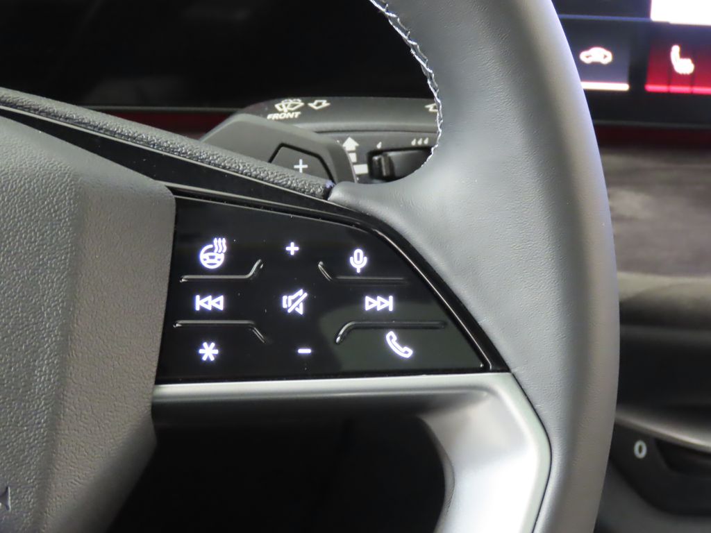 Thumbnail: 2025 Audi Q5 - 17