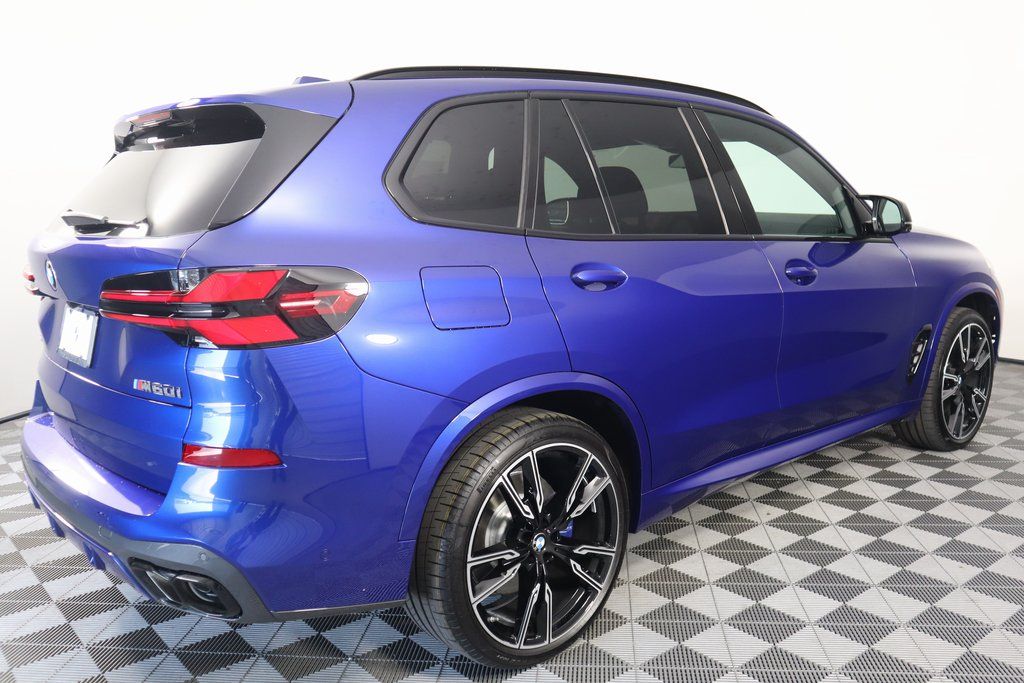 2025 BMW X5 M60i 2